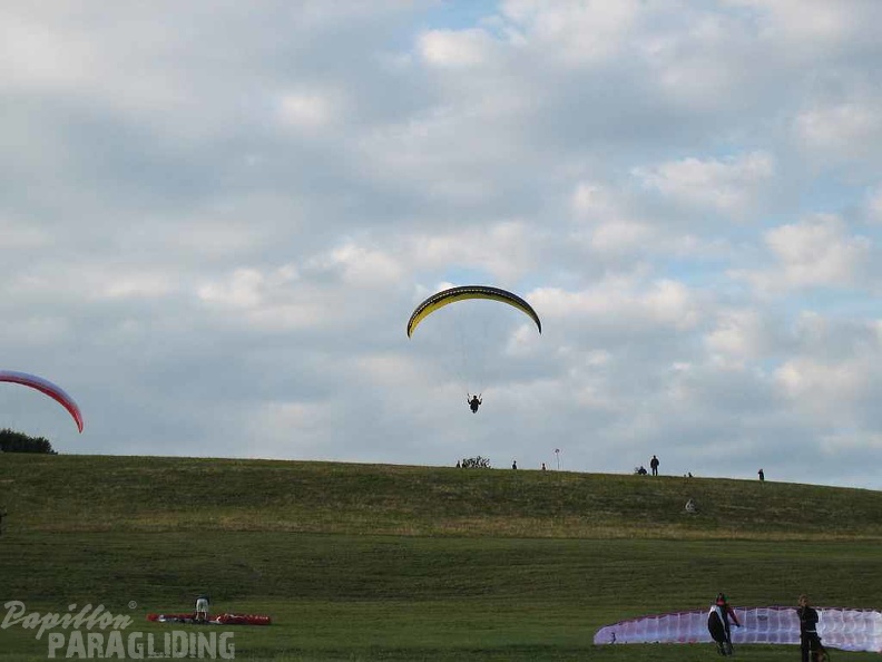 2010 RK31.10 Wasserkuppe Paragliding 036