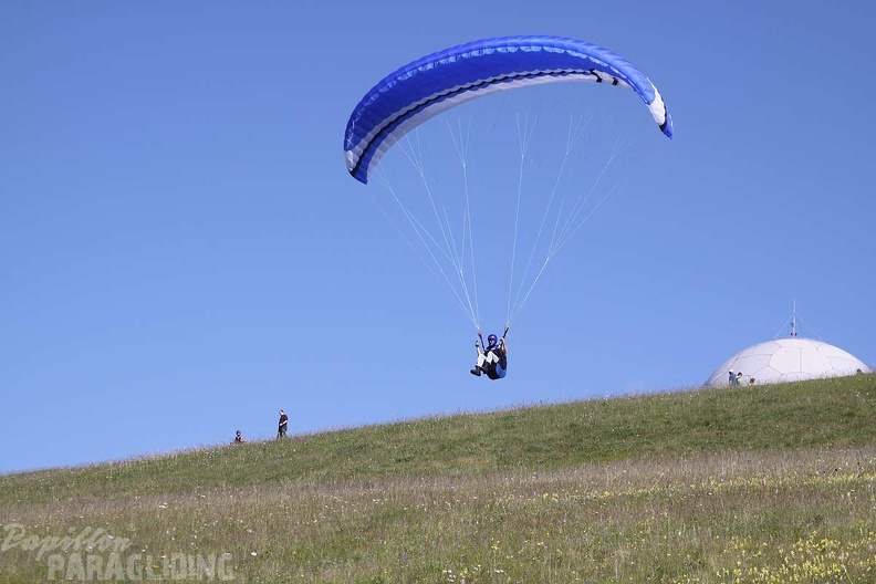 2010 RK RS26.10 Wasserkuppe Paragliding 002