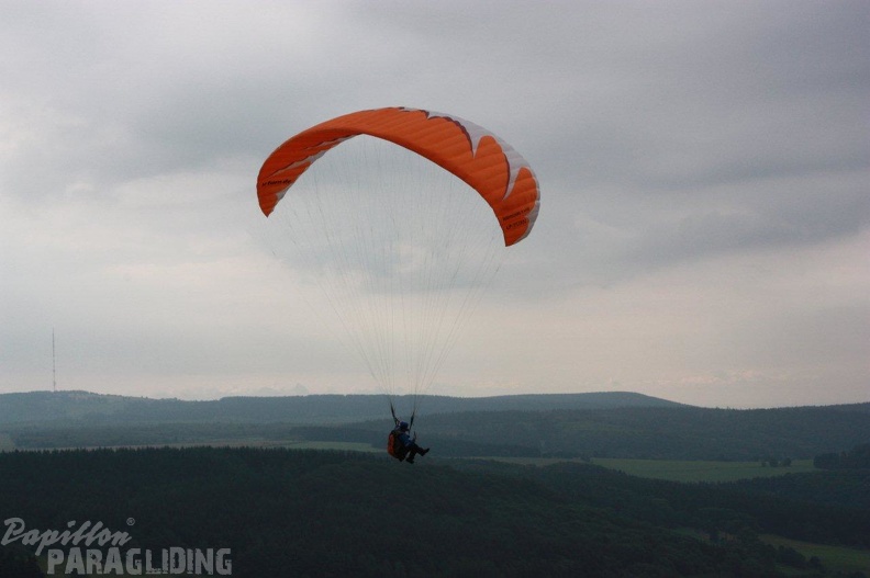 2011 RFB JUNI Paragliding 008