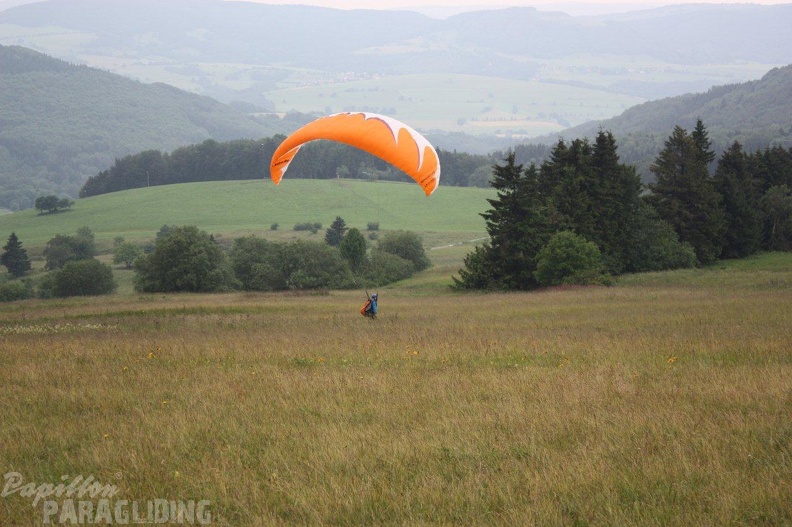 2011 RFB JUNI Paragliding 056