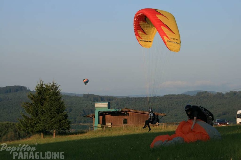 2011_RK27.11_Paragliding_Wasserkuppe_197.jpg