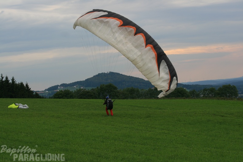 2011 RK33.11 Paragliding Wasserkuppe 037