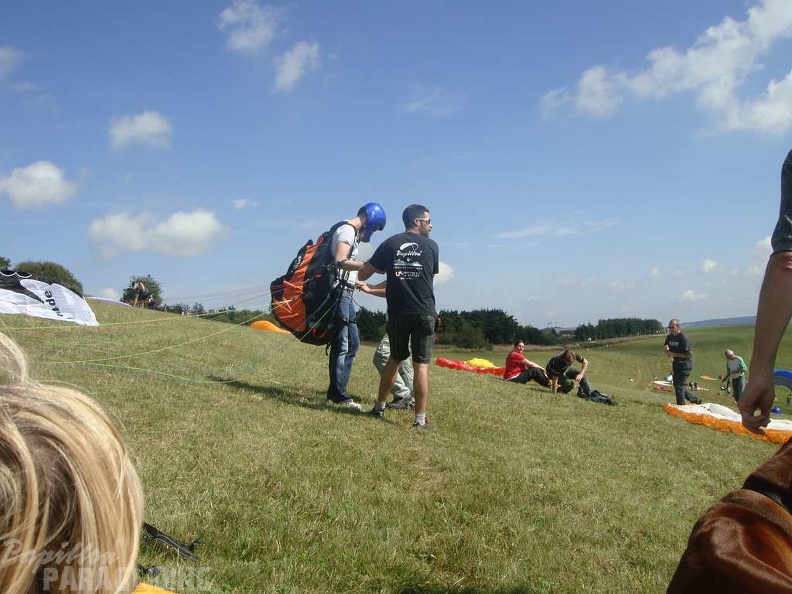 2011 RS36.11 Paragliding Wasserkuppe 070