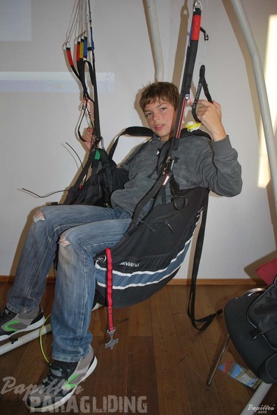 2012 RK41.12 Paragliding Kurs 023