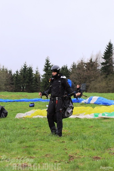 2013 RK18.13 1 Paragliding Wasserkuppe 070