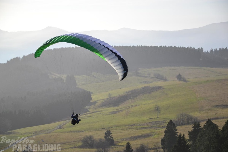 rk53.15-paragliding-172.jpg