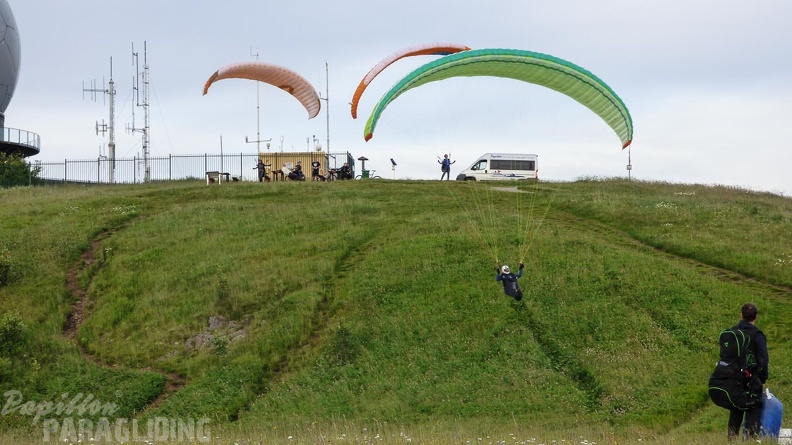 RK26.16 Paragliding-01-1055
