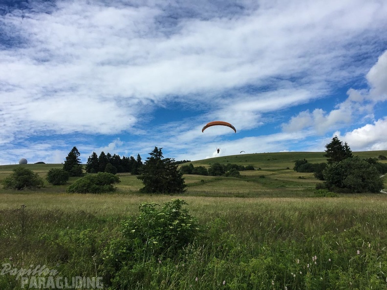 RK26.16 Paragliding-1226