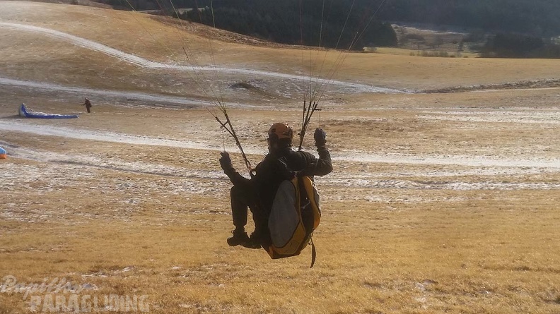 RK1.17 Winter-Paragliding-132