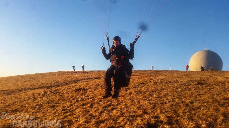 RK1.17_Winter-Paragliding-147.jpg