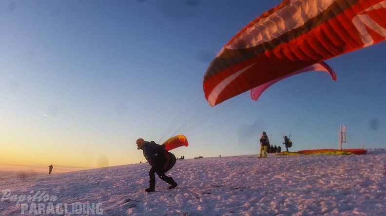RK1.17_Winter-Paragliding-192.jpg