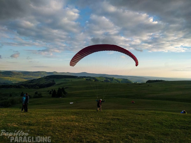 RK21.17 Paragliding-145