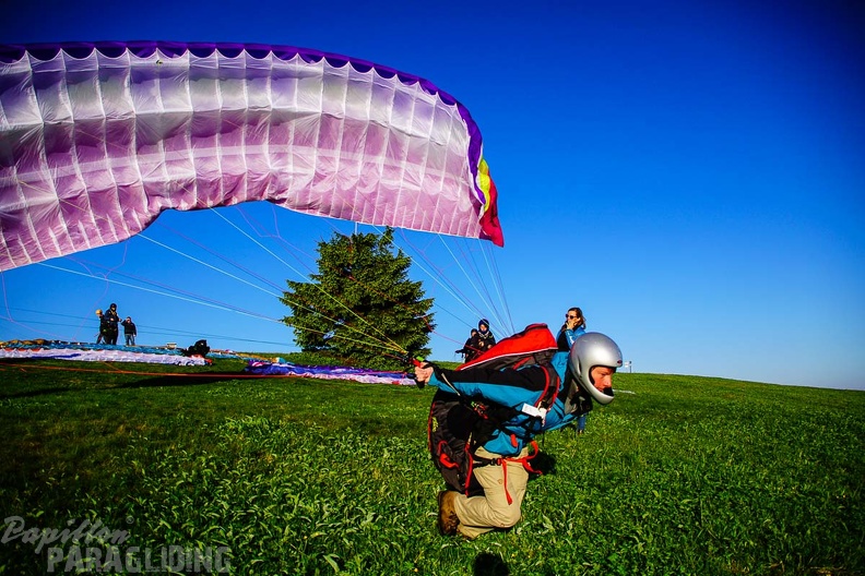 RK21.17 Paragliding-381