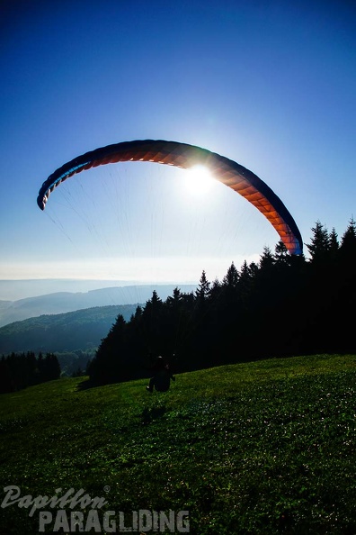 RK21.17 Paragliding-437