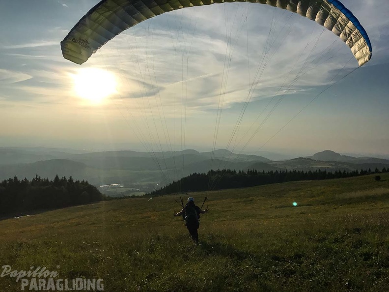 RK26.17_Paragliding-140.jpg