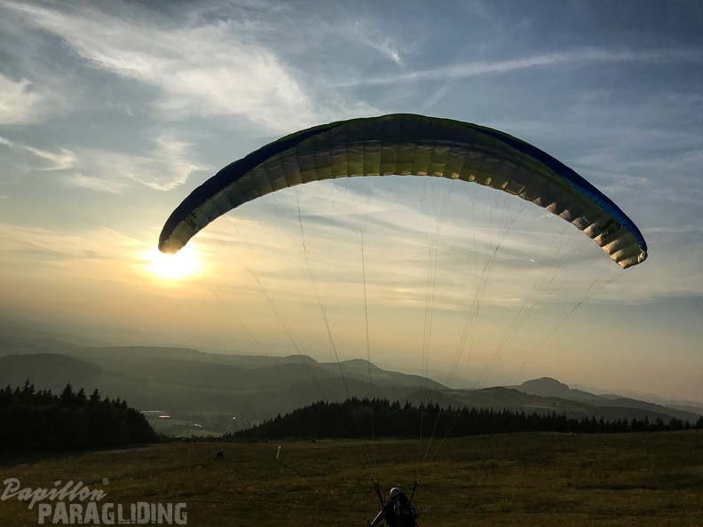 RK26.17_Paragliding-166.jpg