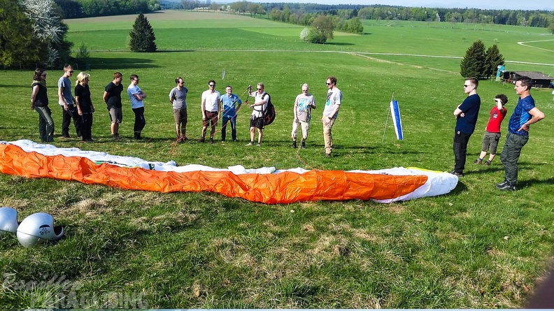 RK17.18 Paragliding-122