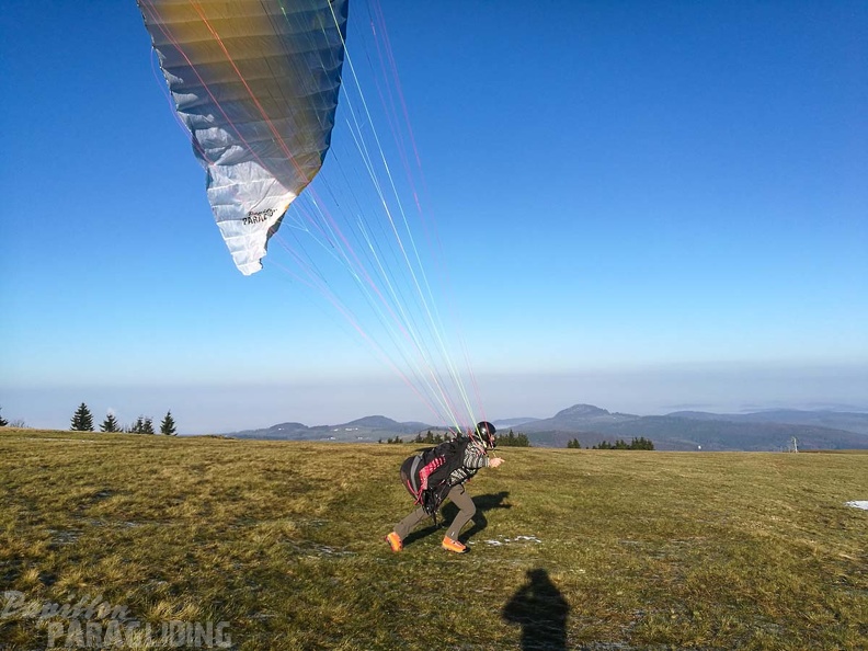 RS5.18 Paragliding-122