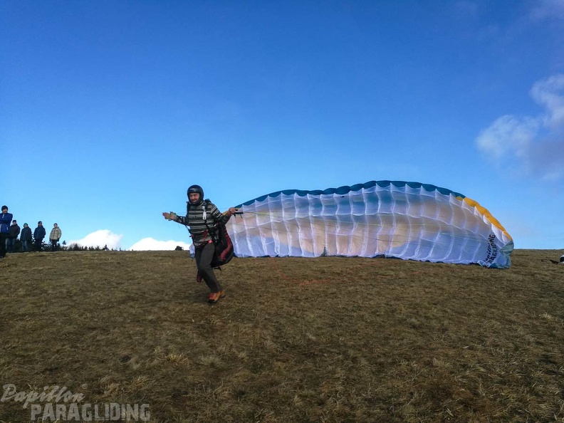 RS5.18 Paragliding-154