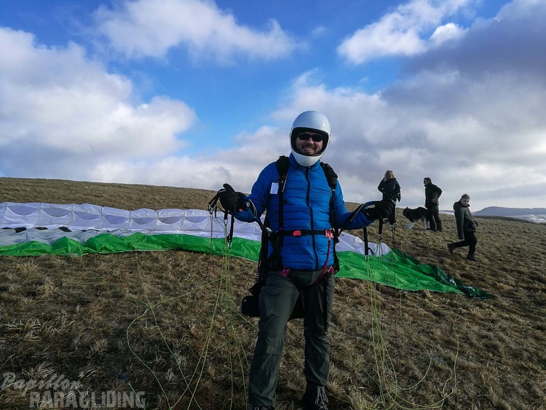 RS5.18 Paragliding-156