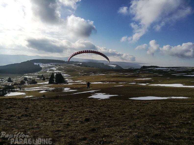 RS5.18 Paragliding-170