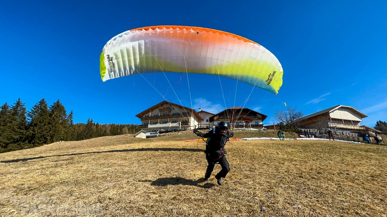 dh11.22-luesen-paragliding-170.jpg