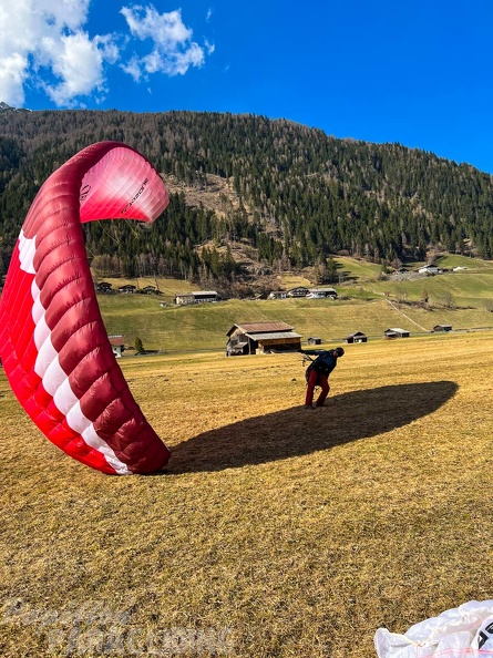 as12.22-paragliding-stubai-156.jpg