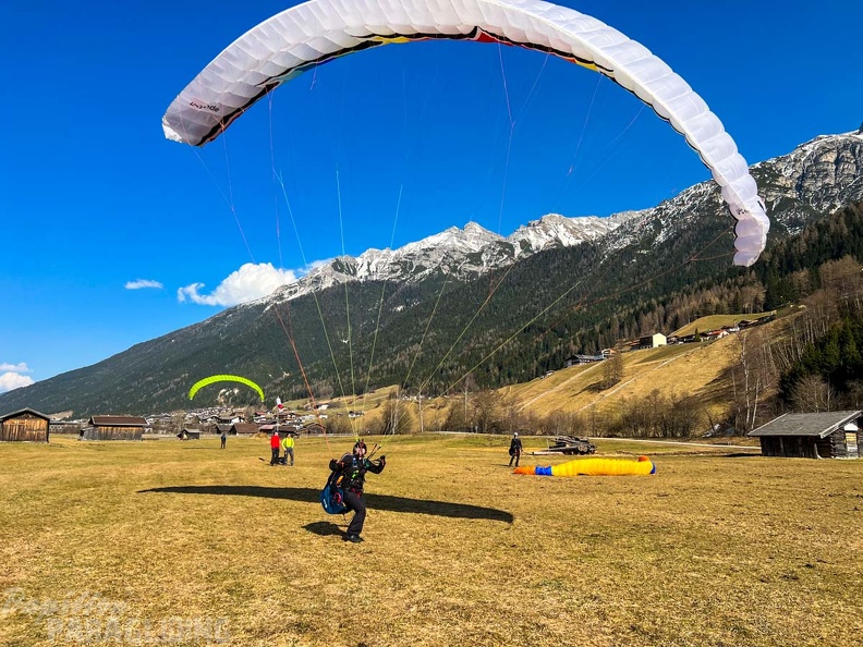 as12.22-paragliding-stubai-157