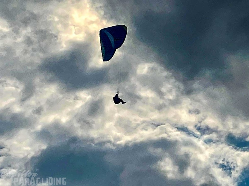 FNO44.22-Paragliding.jpg-379