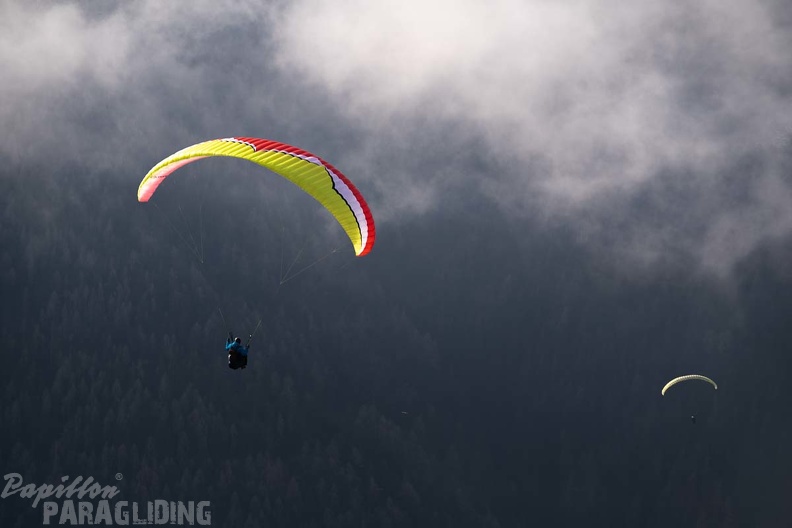 DH1.23-Luesen-Paragliding-106