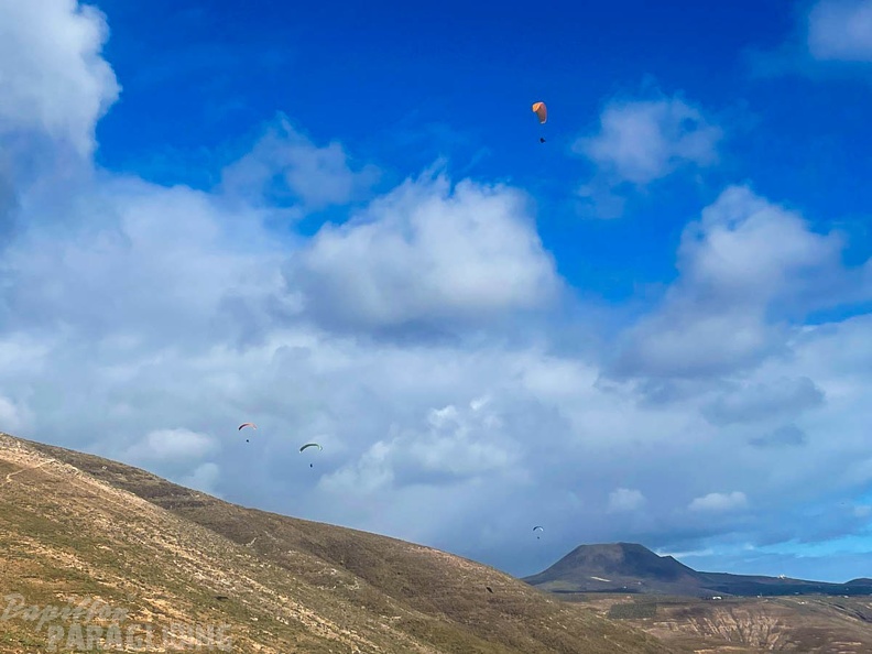FLA7.23-lazarote-paragliding-124