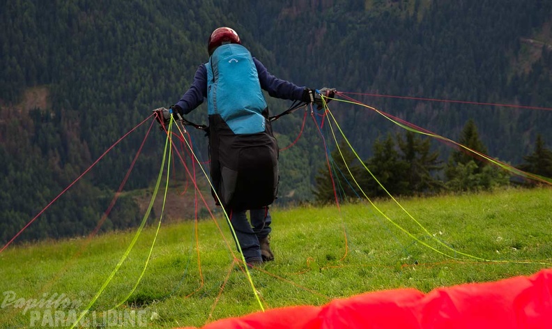 dh32.23-luesen-paragliding-151