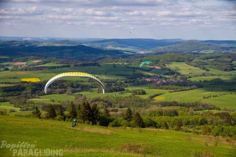 abtsrodaer-kuppe-paragliding-2024-05-09-201