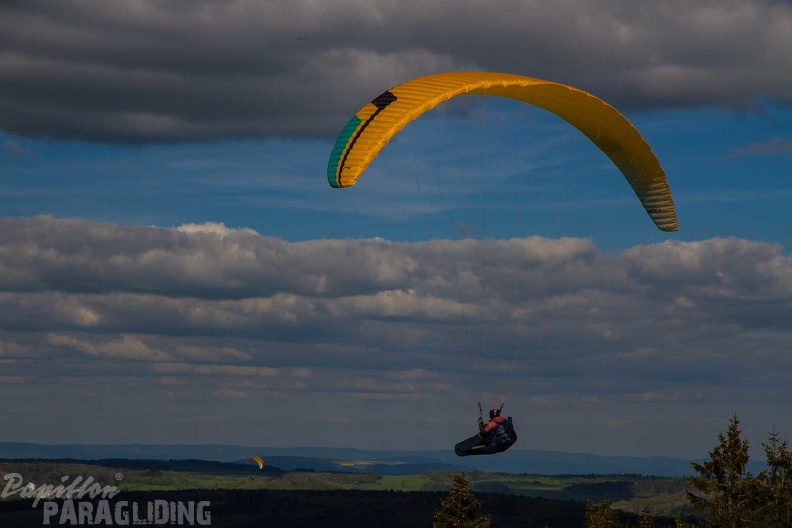abtsrodaer-kuppe-paragliding-2024-05-09-219