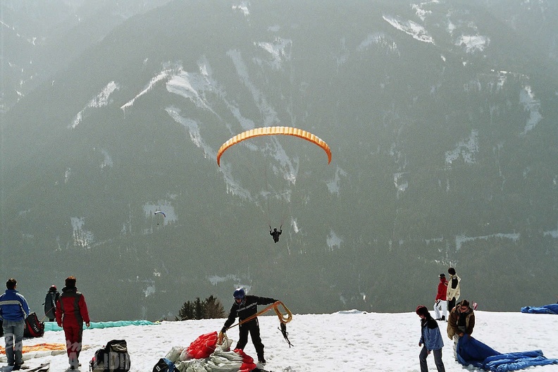 2006_D03.06_Paragliding_Dolomiten_004.jpg