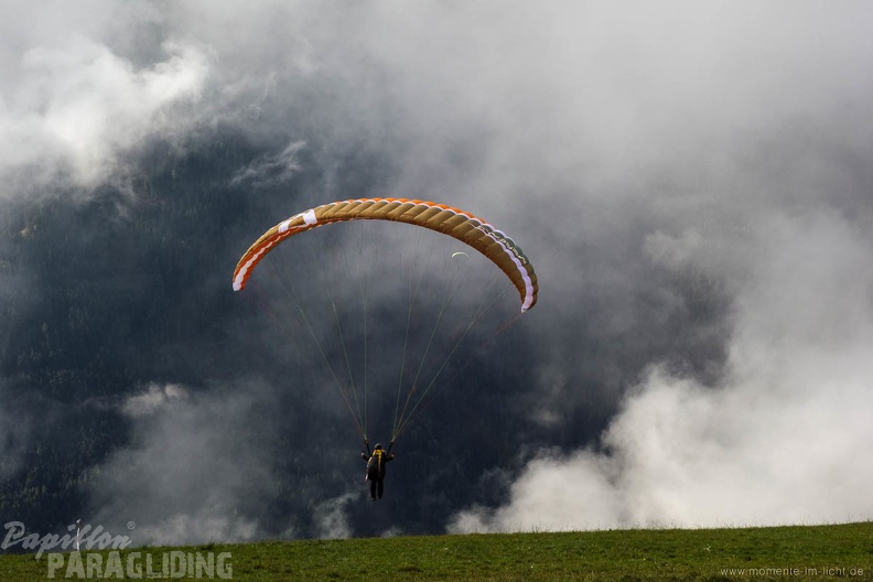 jeschke_paragliding-31.jpg