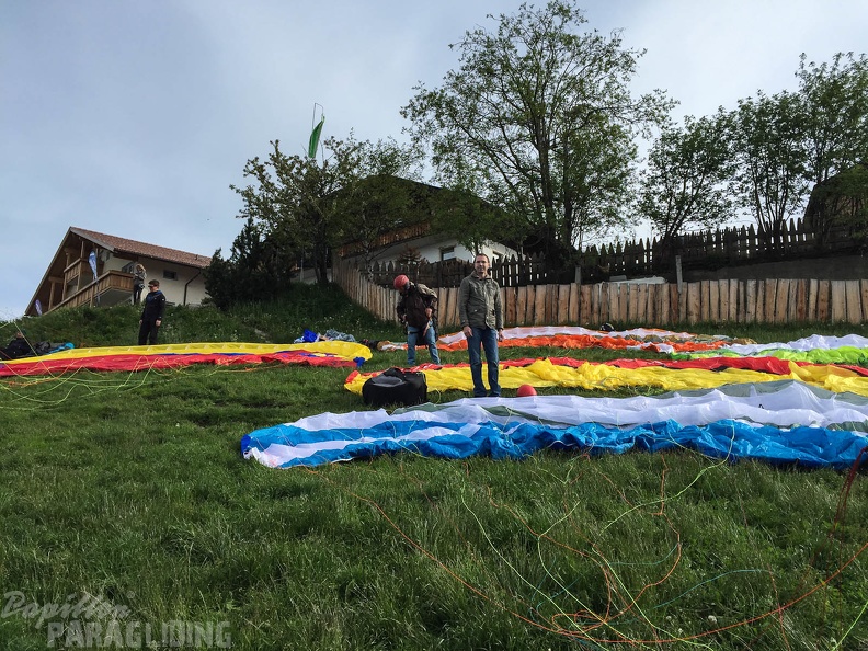 Luesen Paragliding-DH22 15-1068