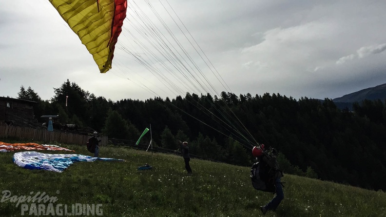Luesen Paragliding-DH22 15-1081