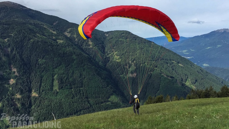 Luesen Paragliding-DH22 15-1092
