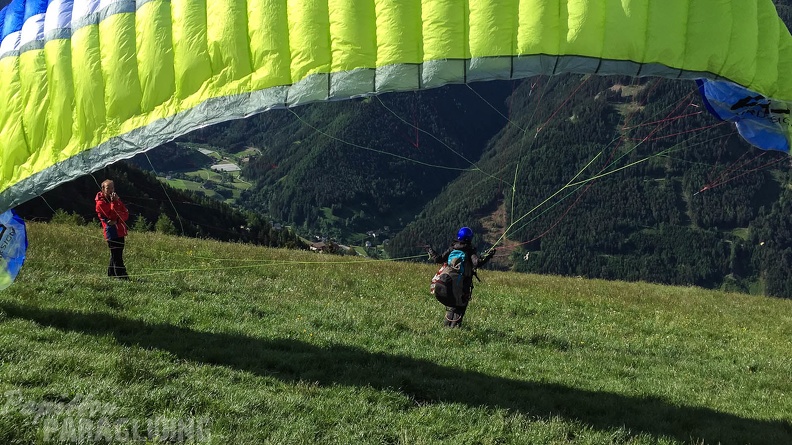 Luesen Paragliding-DH22 15-1153