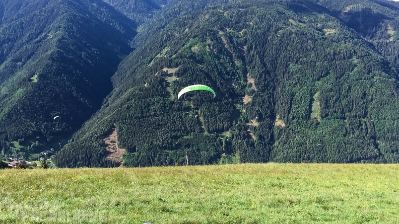 Luesen Paragliding-DH22 15-1182