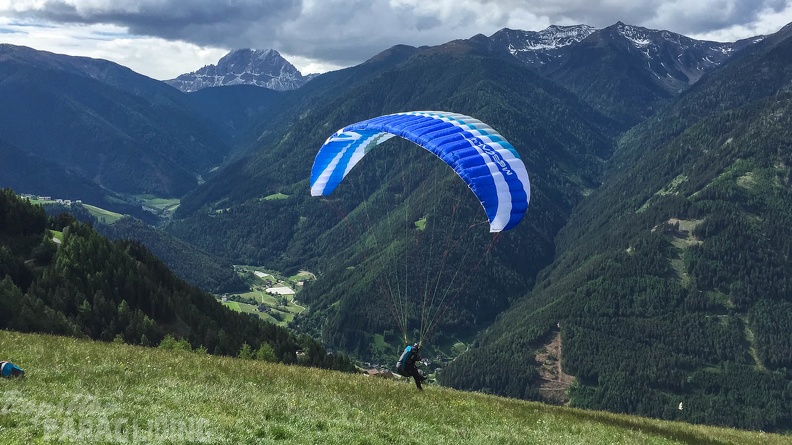 Luesen Paragliding-DH22 15-1282