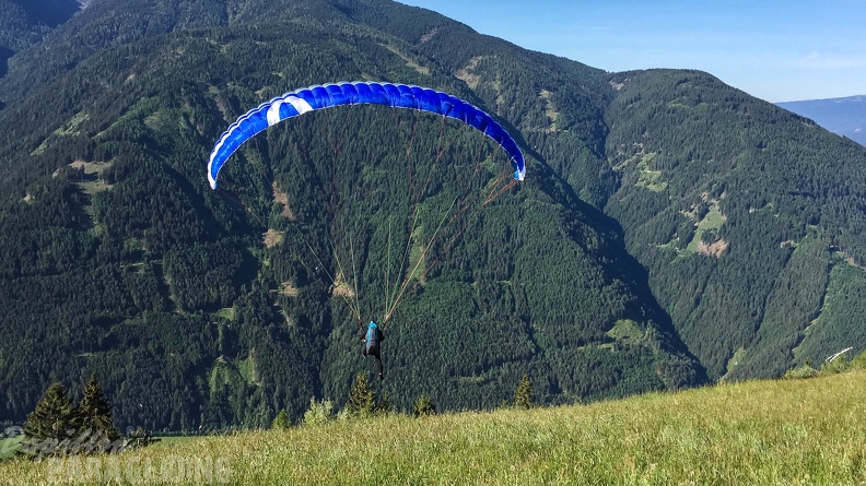 Luesen Paragliding-DH22 15-1588