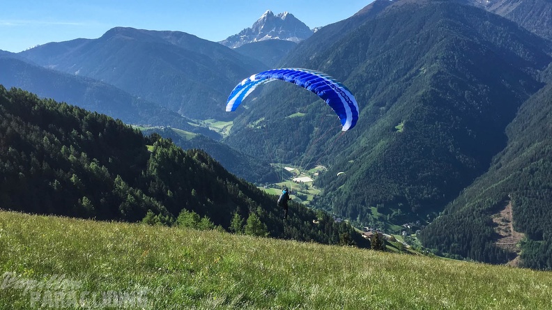 Luesen Paragliding-DH22 15-1651