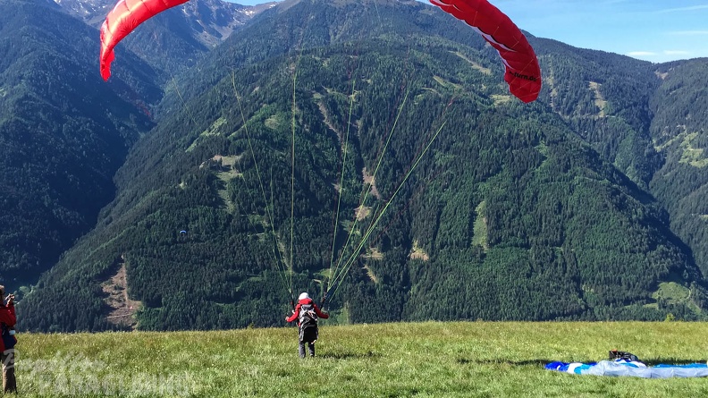 Luesen Paragliding-DH22 15-1692