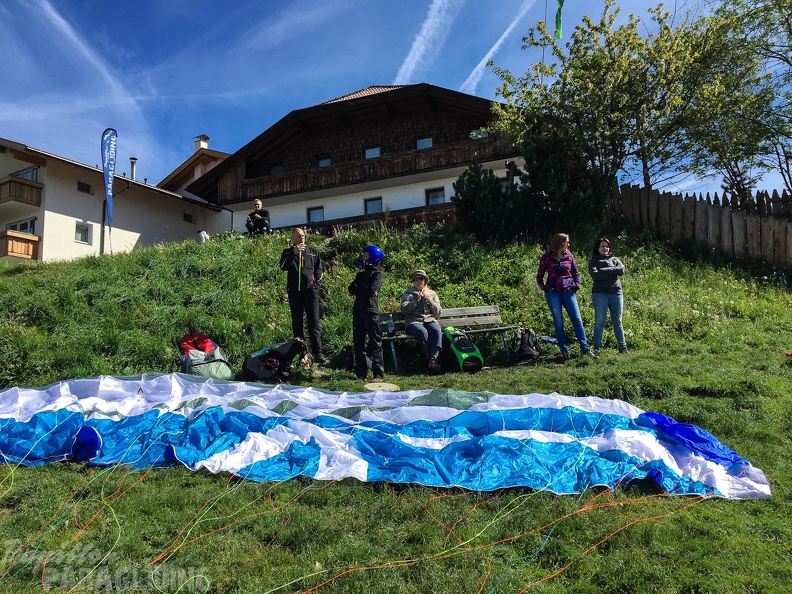 Luesen Paragliding-DH22 15-1725