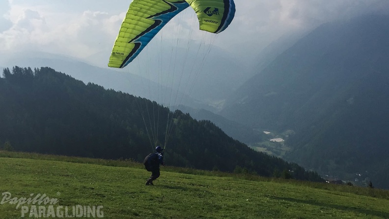 Luesen Paragliding-DH22 15-2294