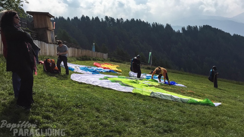Luesen Paragliding-DH22 15-2410