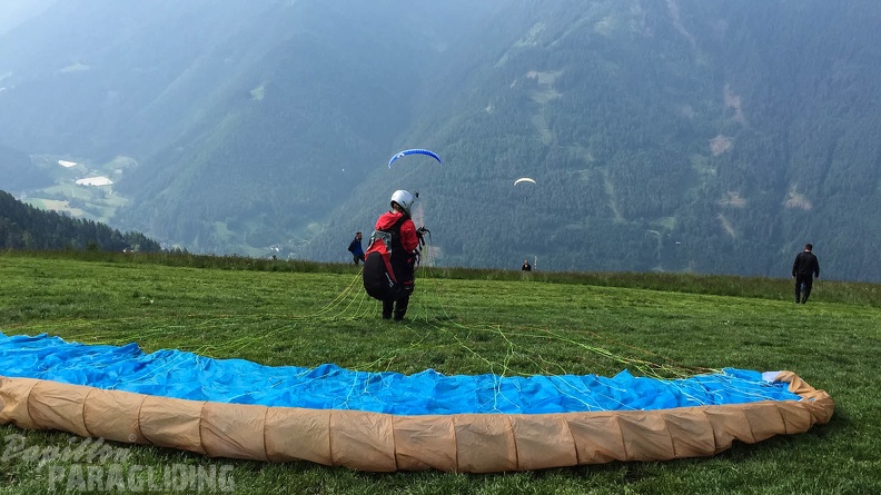 Luesen Paragliding-DH22 15-2413