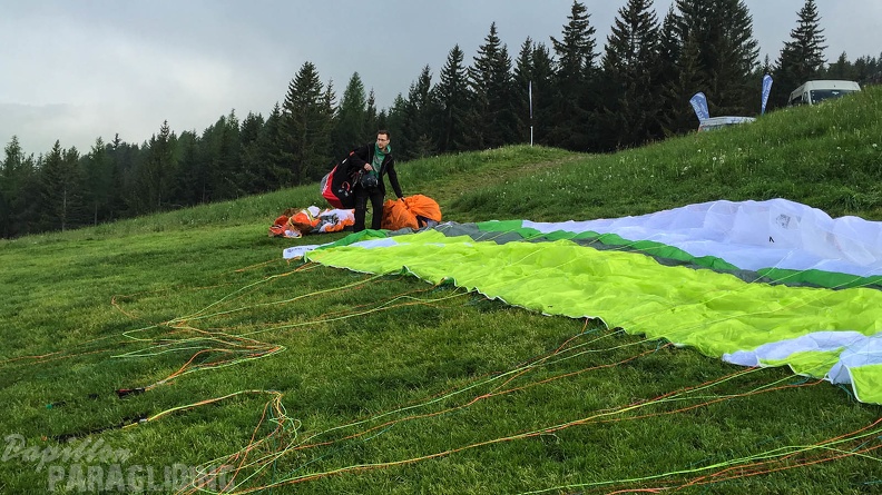 Luesen Paragliding-DH22 15-2574